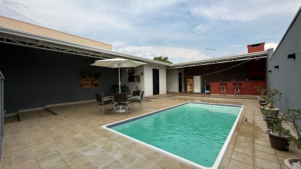 Residência Jardim Ypiranga – Adamantina – R$ 420.000,00